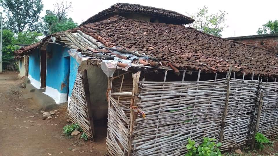 AE3F9ECE 777E 42E5 BCC8 927436452084